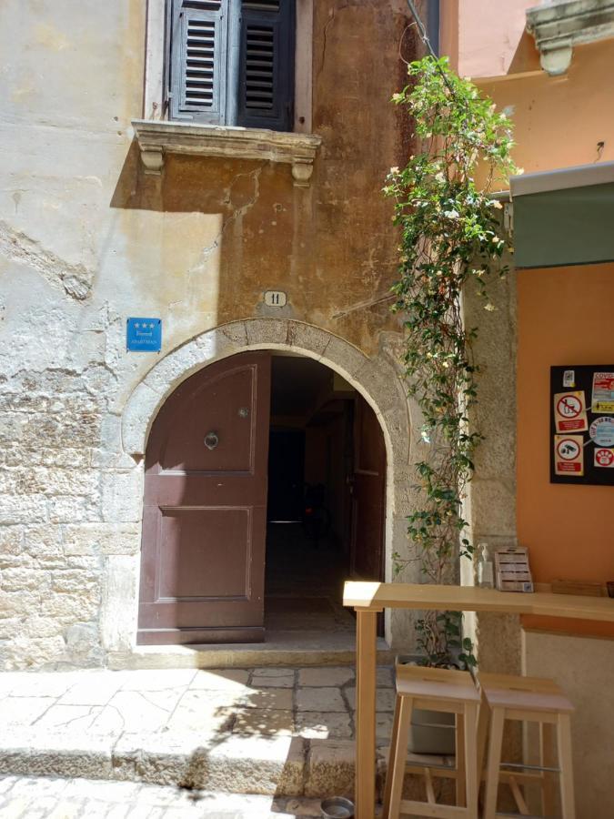 Bunari Studio Apartment Rovinj Buitenkant foto