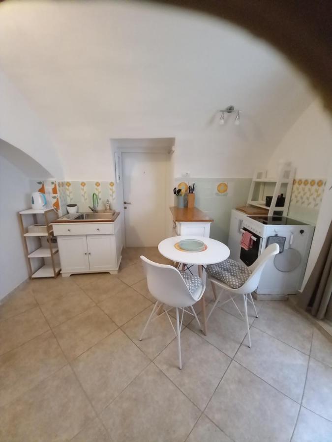 Bunari Studio Apartment Rovinj Buitenkant foto